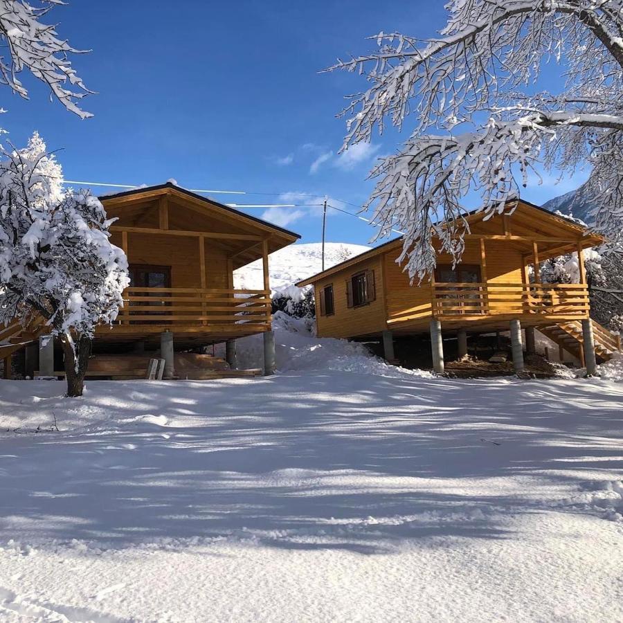 Camping, Hotel De Plein Air Les Cariamas Chateauroux-les-Alpes Exterior photo